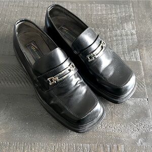 Urban Trends Men’s Size 7.5 Black Leather Loafers Slip On Dress Shoes Square Toe
